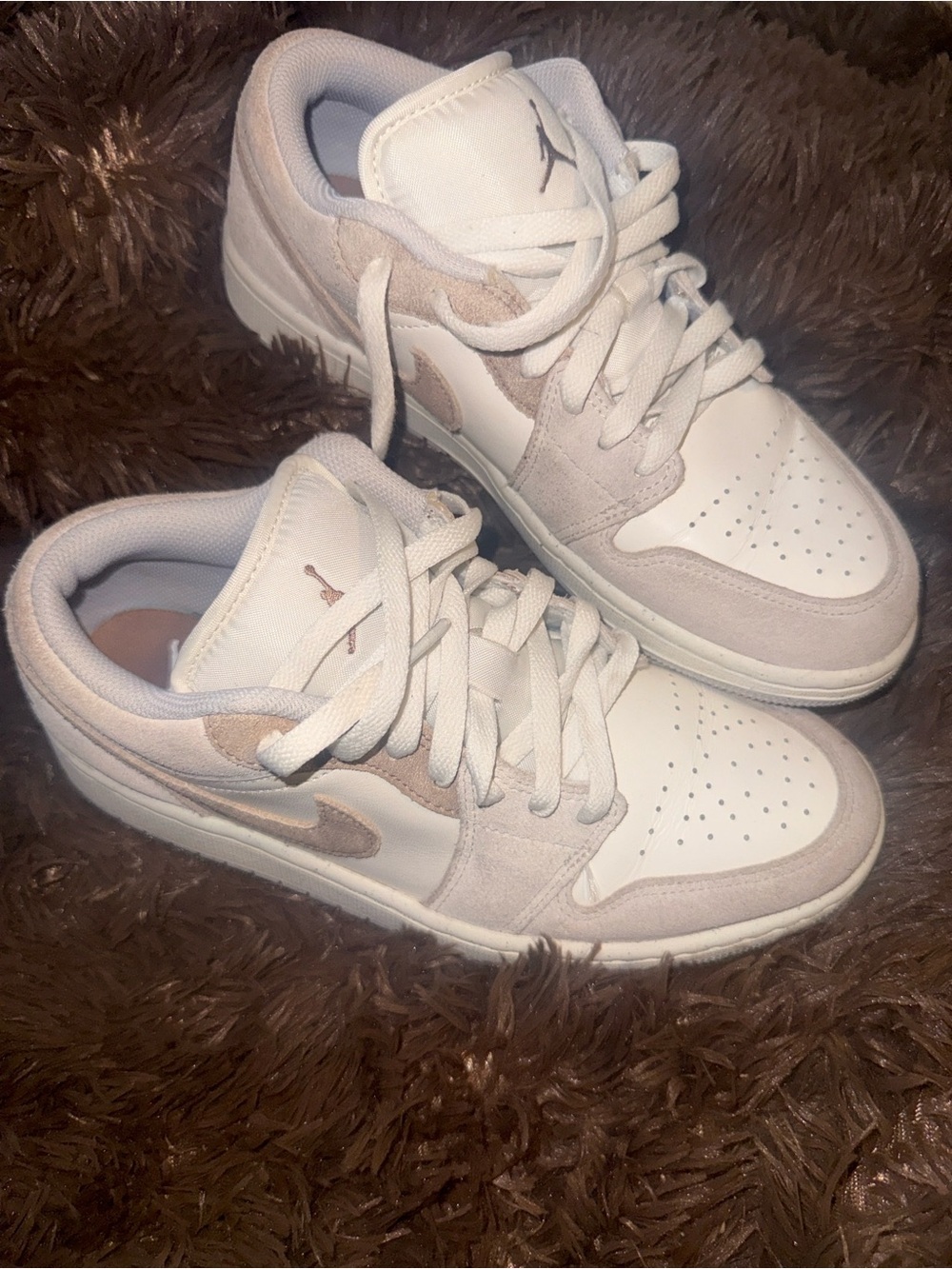 Air Jordan 1 Low SE 'Legend Light Brown'
